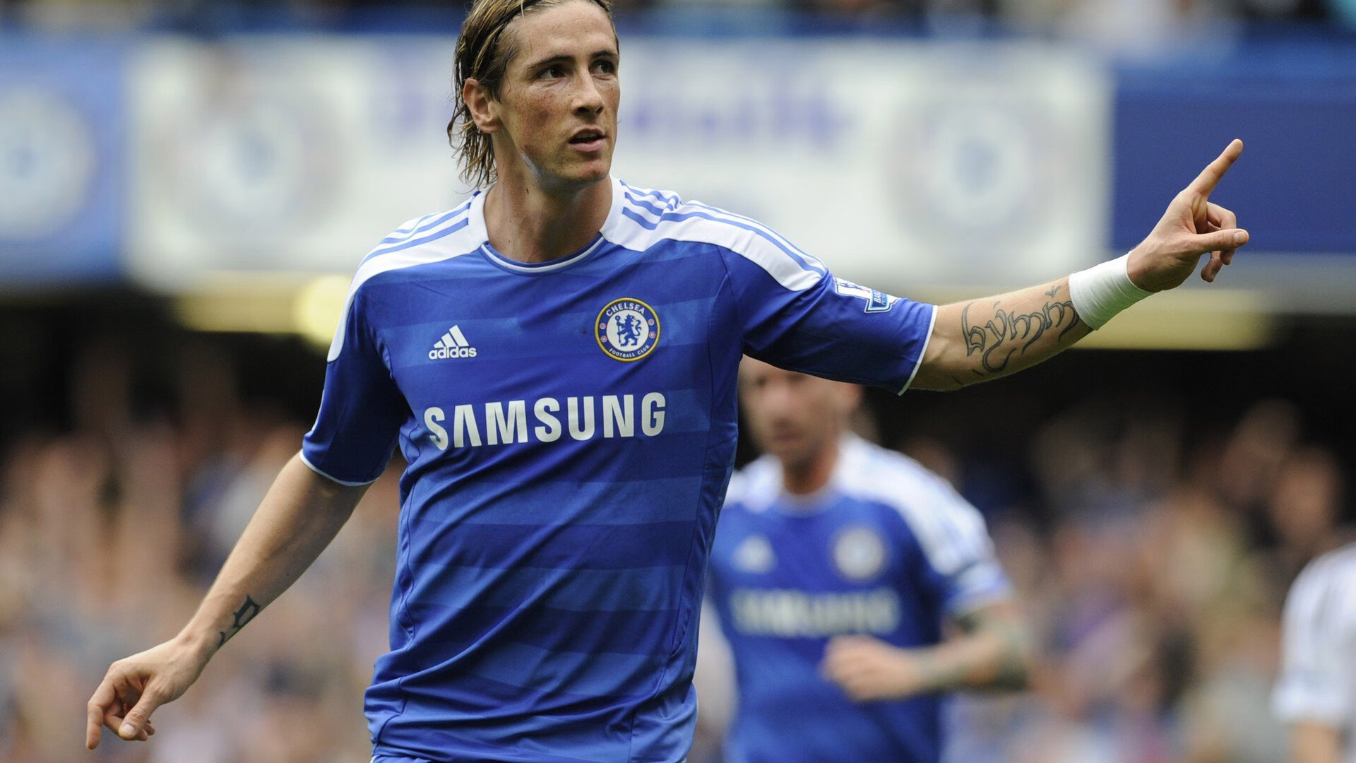 开云体育登录-当绿茵场与赛道交相辉映,乌拉圭完胜尼日利亚,萨内F1街道赛上演绝对统治